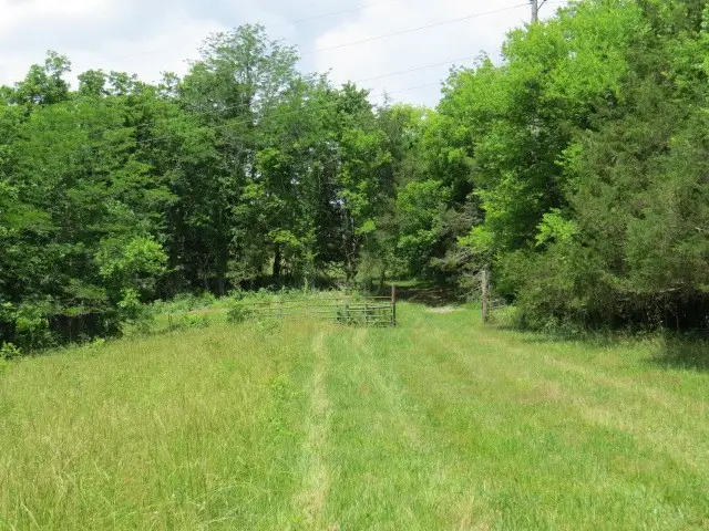 200 Hardy Rd, Pulaski, TN 38478 - #2