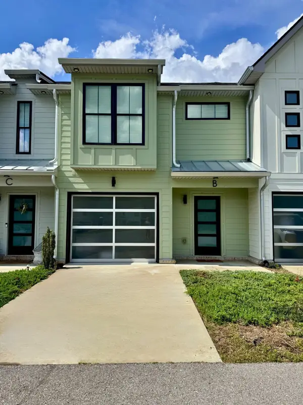 160 Excell Rd #B, Clarksville, TN 37043