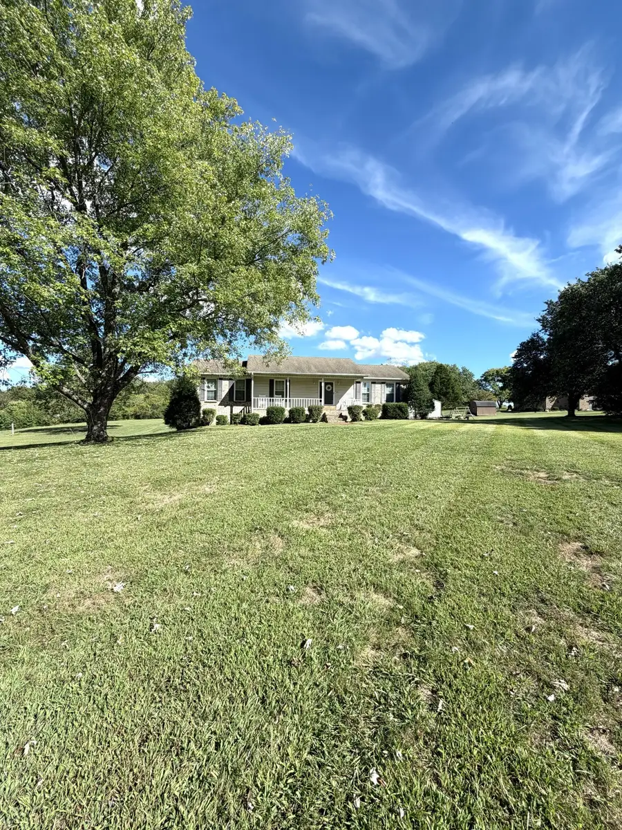 356 Lee Rd, Cottontown, TN 37048 - #2