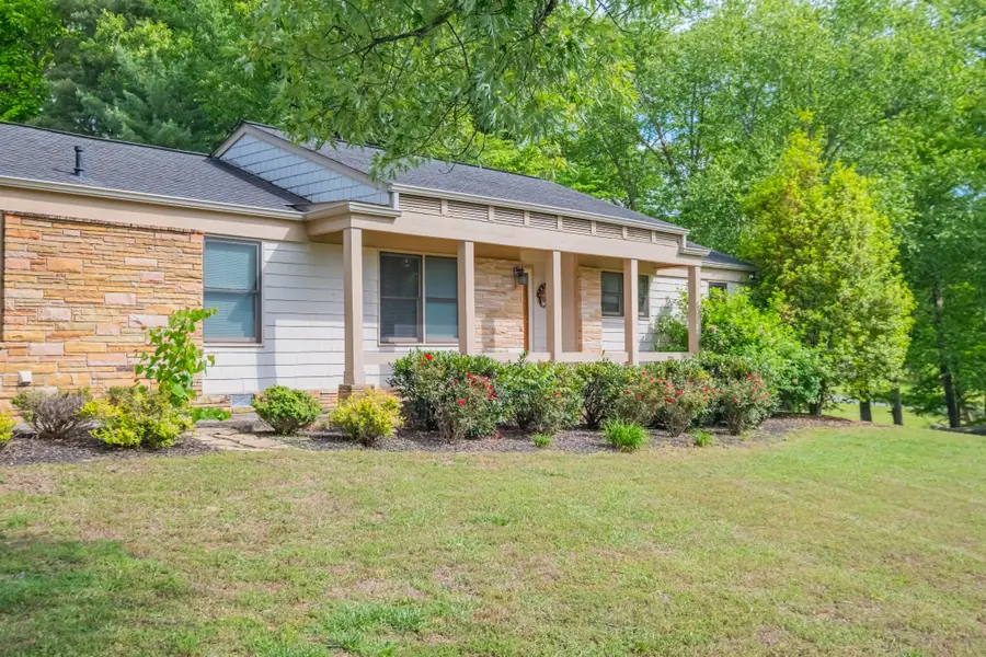 107 Hillwood Ln, McMinnville, TN 37110 - #2