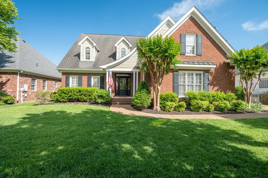 668 Springlake Dr, Franklin, TN 37064 - #2