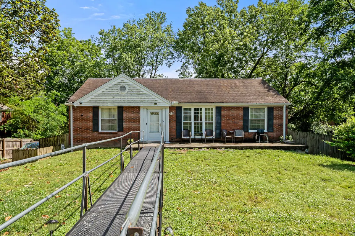 2402 Pafford Dr, Nashville, TN 37206 - #1