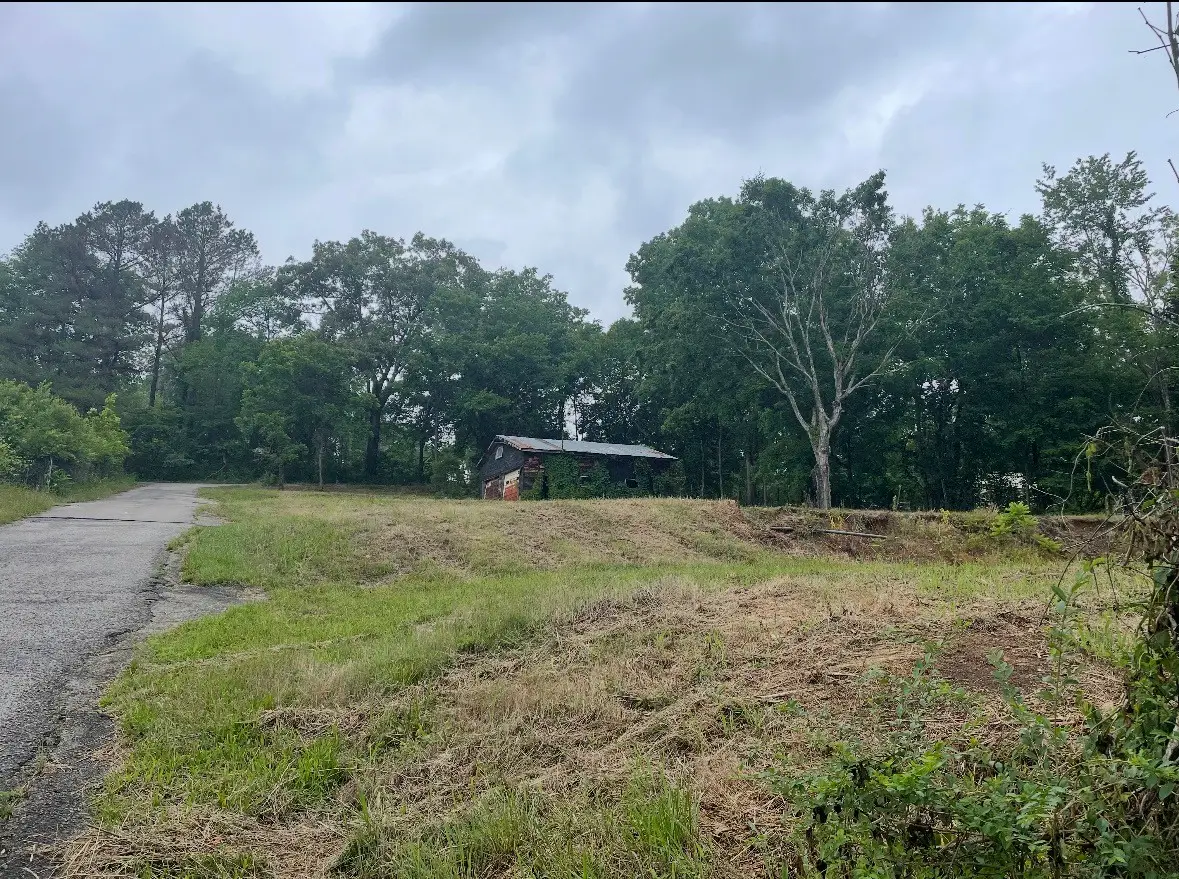 1586 River Rd, Clarksville, TN 37040 - #1