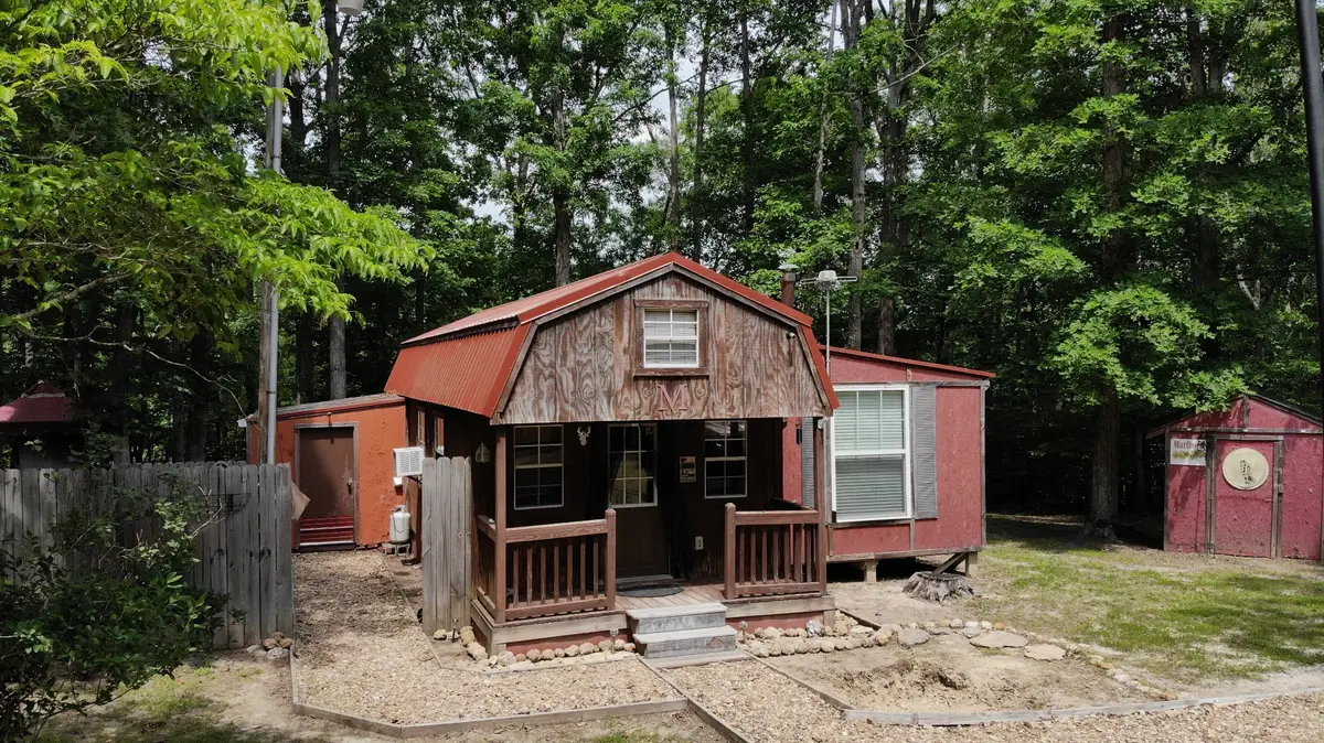 2132 Hidden Valley Dr, Nunnelly, TN 37137 - #1