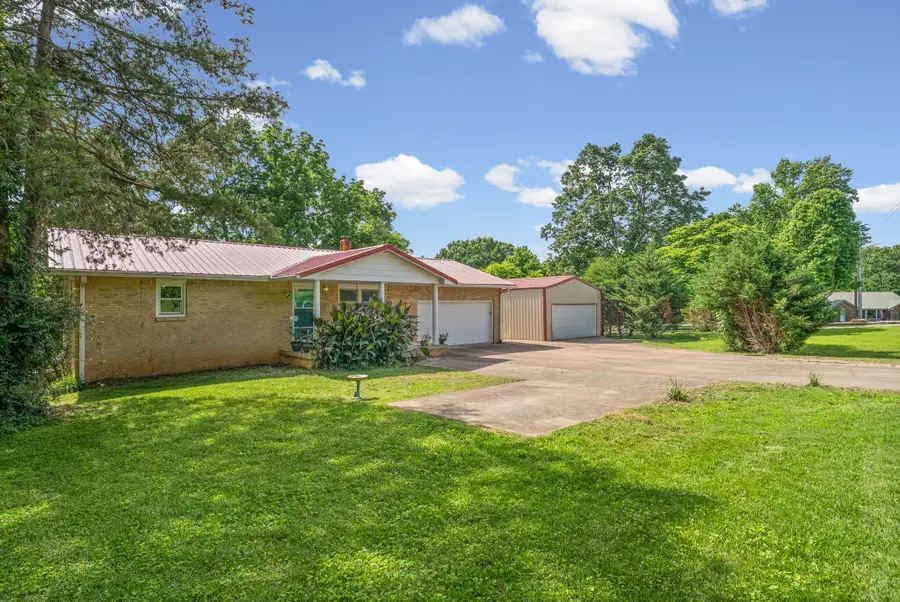 457 Lakeland Dr, Dover, TN 37058 - #2