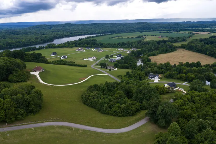 15 Espalier Drive, Decatur, TN 37322 - #3