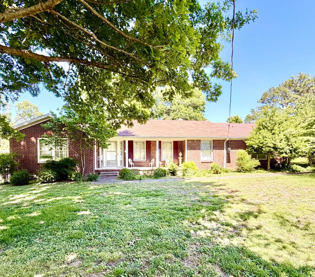 127 Sherry Cir, Gallatin, TN 37066 - #1