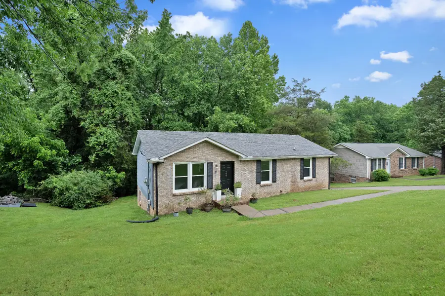 409 Needlewood Dr, Clarksville, TN 37040 - #3