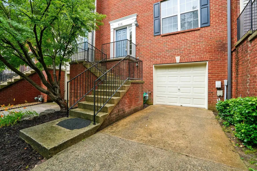 516 Huntington Ridge Dr, Nashville, TN 37211 - #2