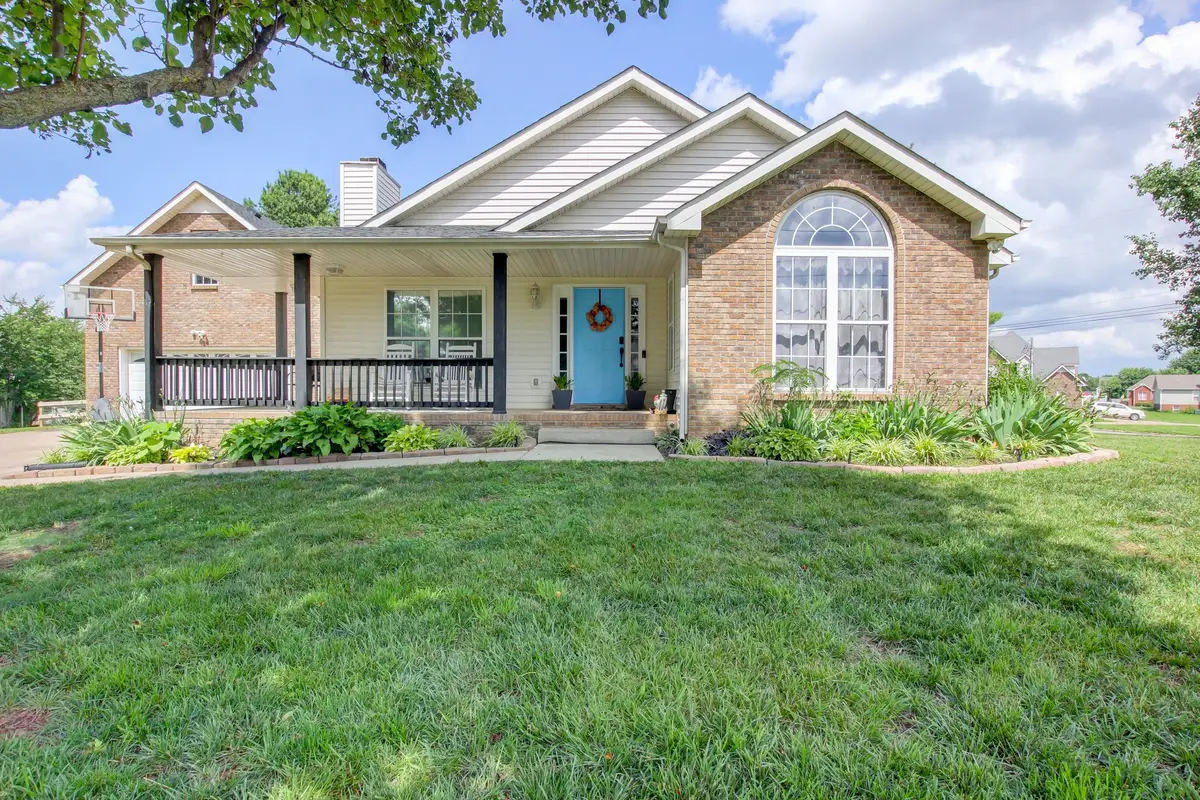 3537 Canvas Back Dr, Clarksville, TN 37042 - #1