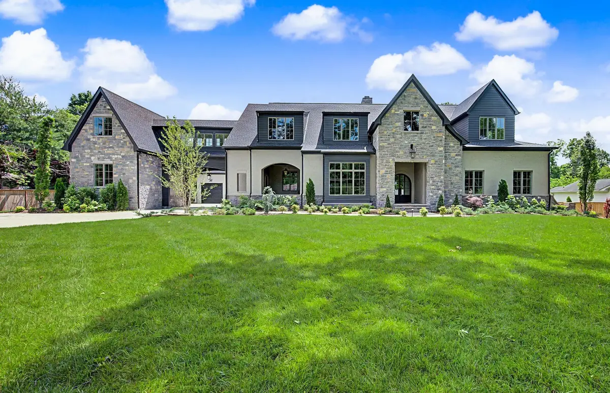 226 Williamsburg Cir, Brentwood, TN 37027 - #1