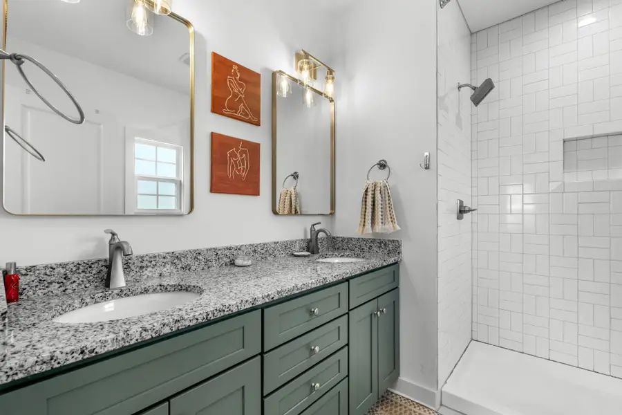 521 Lewis Ln, Charlotte, TN 37036 - #2
