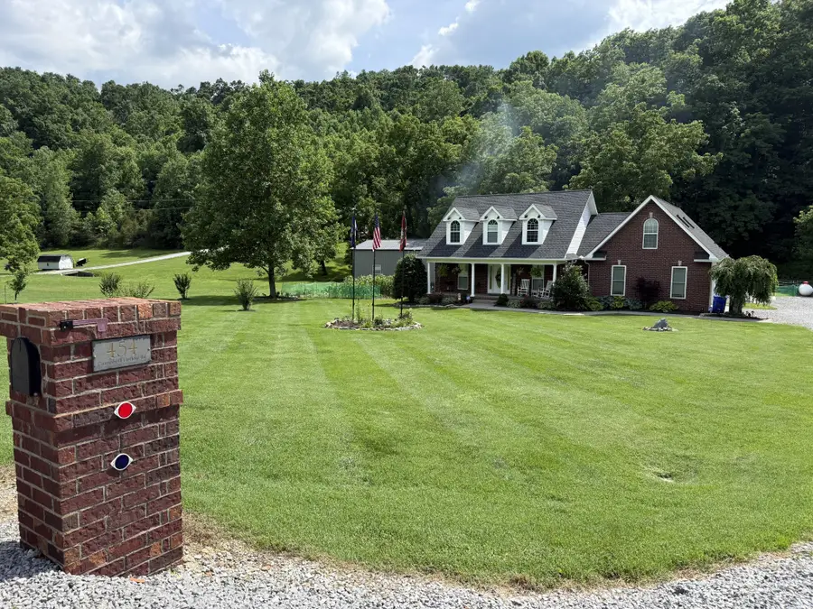 454 Campbell Hollow Rd, Bethpage, TN 37022 - #3