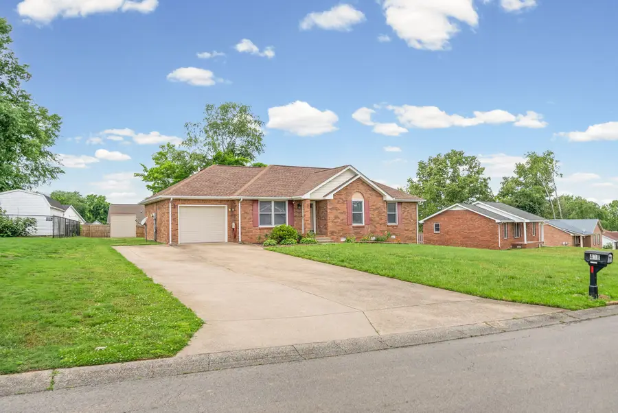 438 Kelsey Dr, Clarksville, TN 37042 - #2