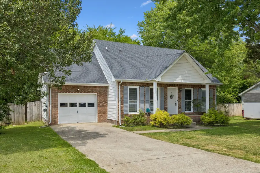 1036 Roedeer Dr, Clarksville, TN 37042 - #3
