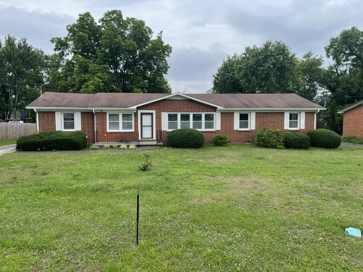135 Bel Aire Dr, Winchester, TN 37398 - #1