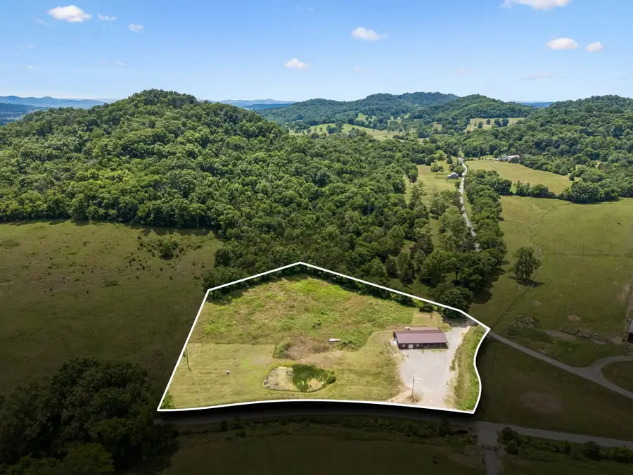 769 Echo Rd, Hartsville, TN 37074 - #3