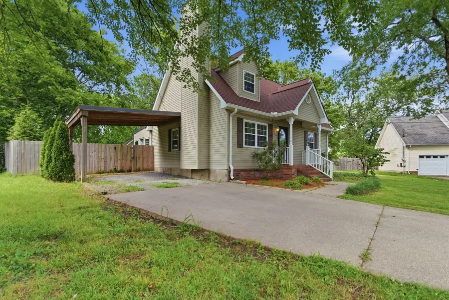 240 E Morris Dr, Gallatin, TN 37066 - #2