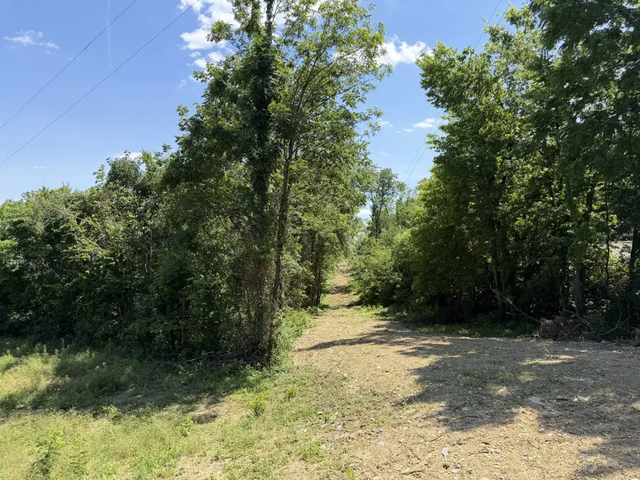0 City Park Rd, Westmoreland, TN 37186 - #2