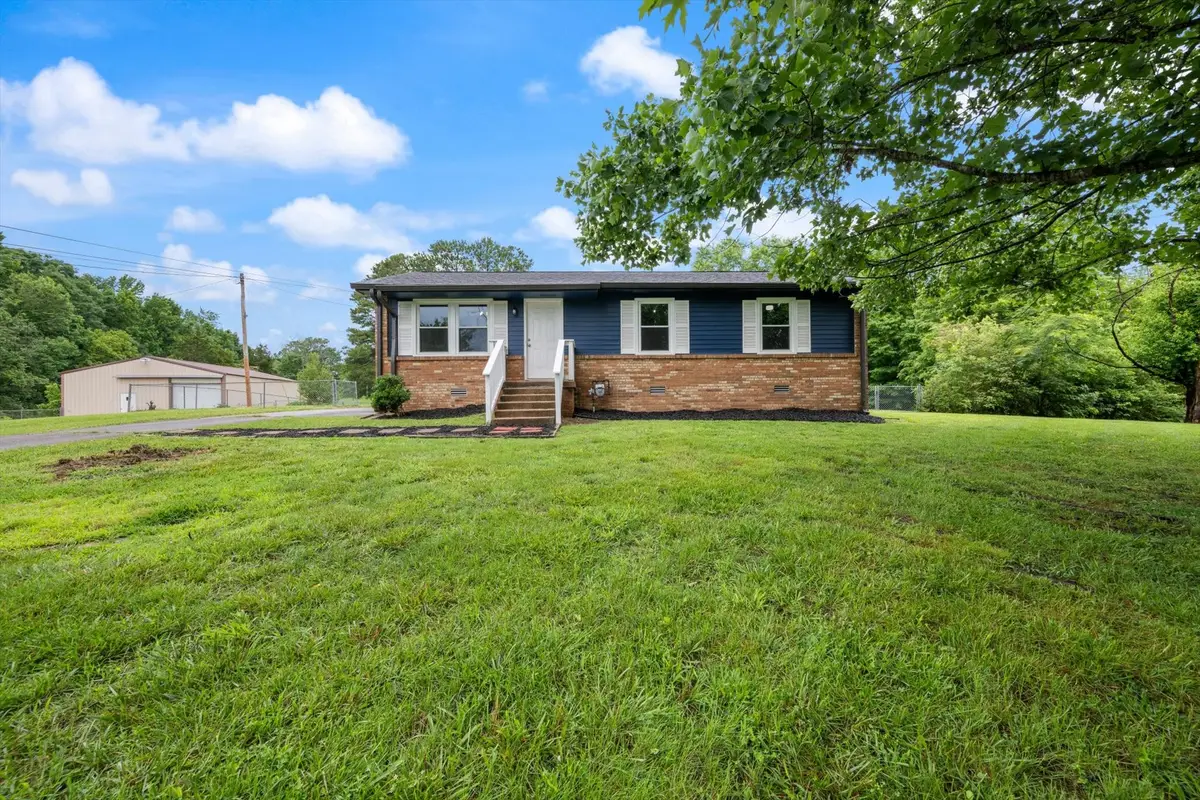 133 Lynn Ln, Charlotte, TN 37036 - #1
