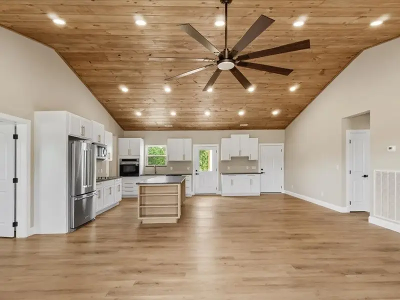 1461 Little Swan Creek, Hohenwald, TN 38462 - #2