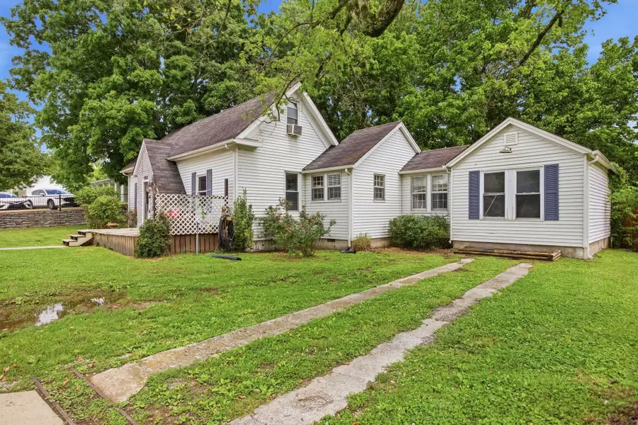 306 N Main St, Cornersville, TN 37047 - #3