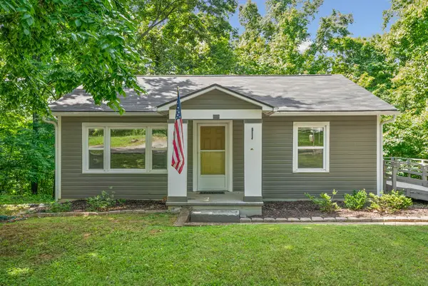 120 Circle Hill Dr, Clarksville, TN 37042