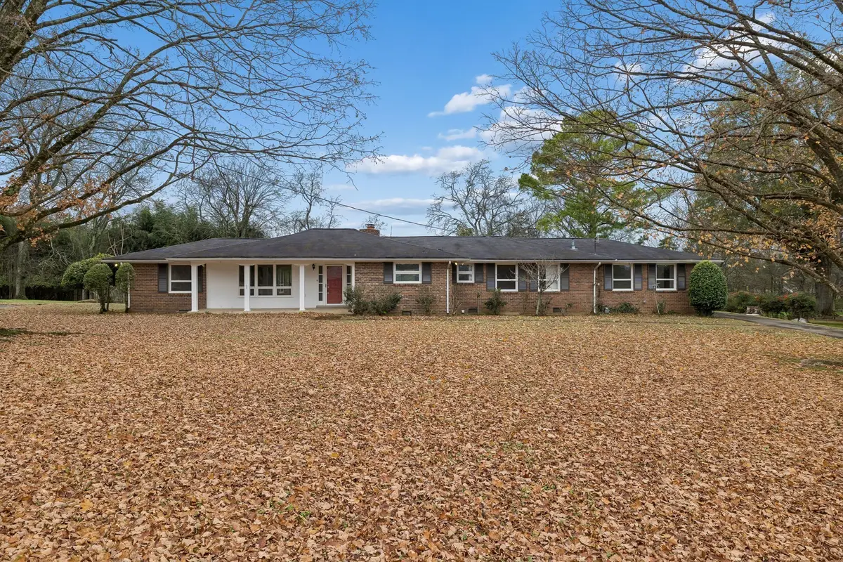 2032 Eversong Ln, Hermitage, TN 37076 - #1