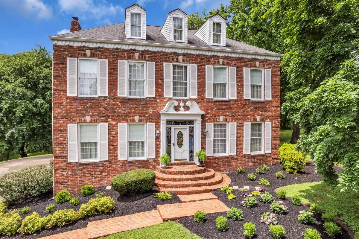 641 Old Lebanon Dirt Rd, Hermitage, TN 37076 - #1