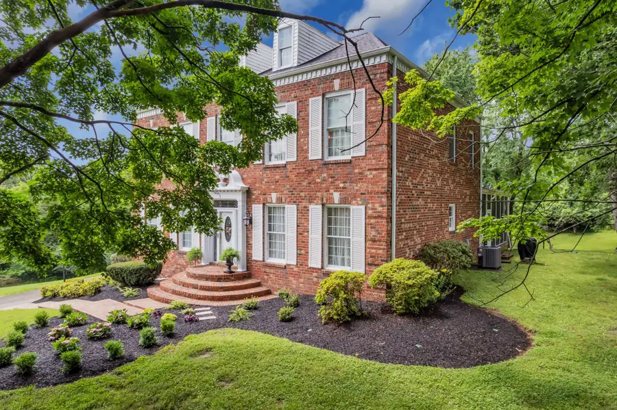 641 Old Lebanon Dirt Rd, Hermitage, TN 37076 - #2