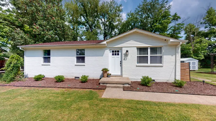 916 Turner Dr, Hartsville, TN 37074 - #2