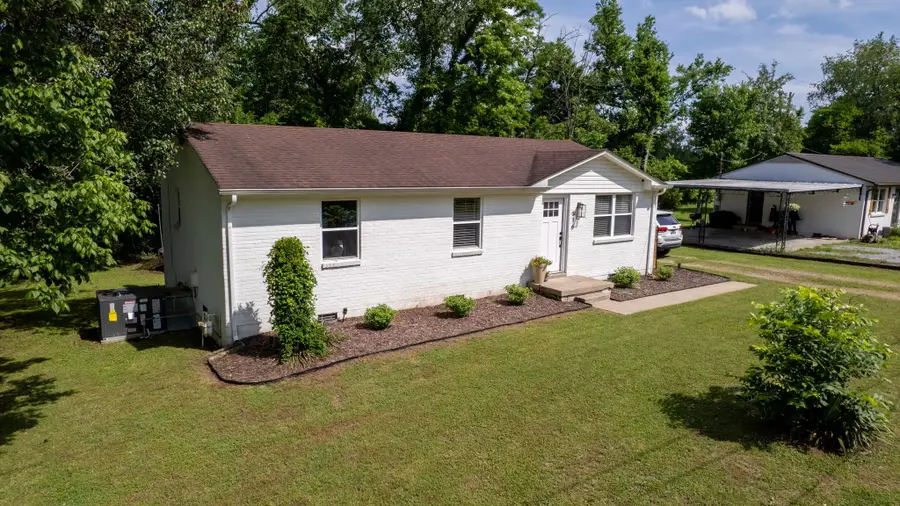 916 Turner Dr, Hartsville, TN 37074 - #3