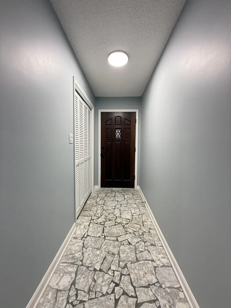 71 N Hampton Ln, Jackson, TN 38305 - #3
