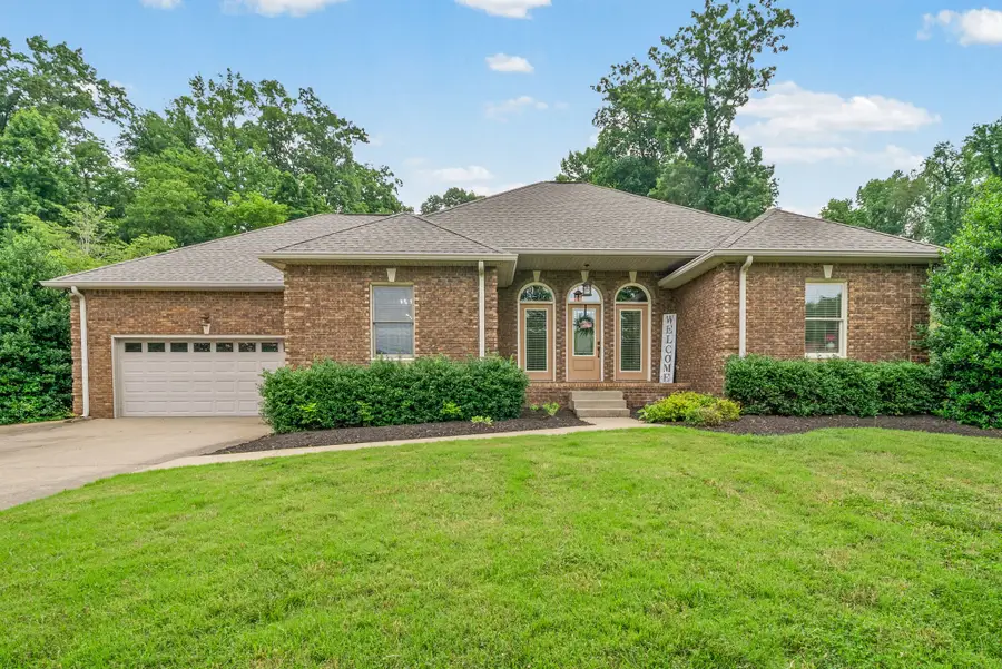 455 Stonemeadow Rd, Clarksville, TN 37043 - #2