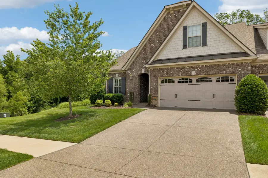 1010 Callaway Dr, Lebanon, TN 37087 - #2