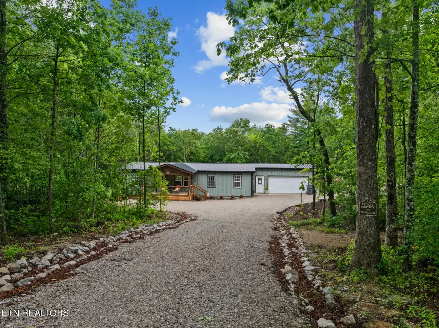 909 Remington Rd, Jamestown, TN 38556 - #2