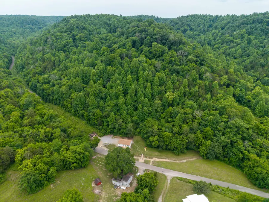 1784 Hurricane Creek Rd, Woodbury, TN 37190 - #3