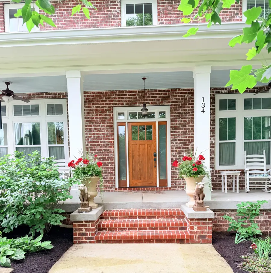134 51st Ave N, Nashville, TN 37209 - #2