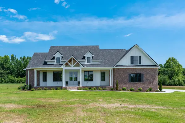 3106 Matts Hollow Rd, Manchester, TN 37355