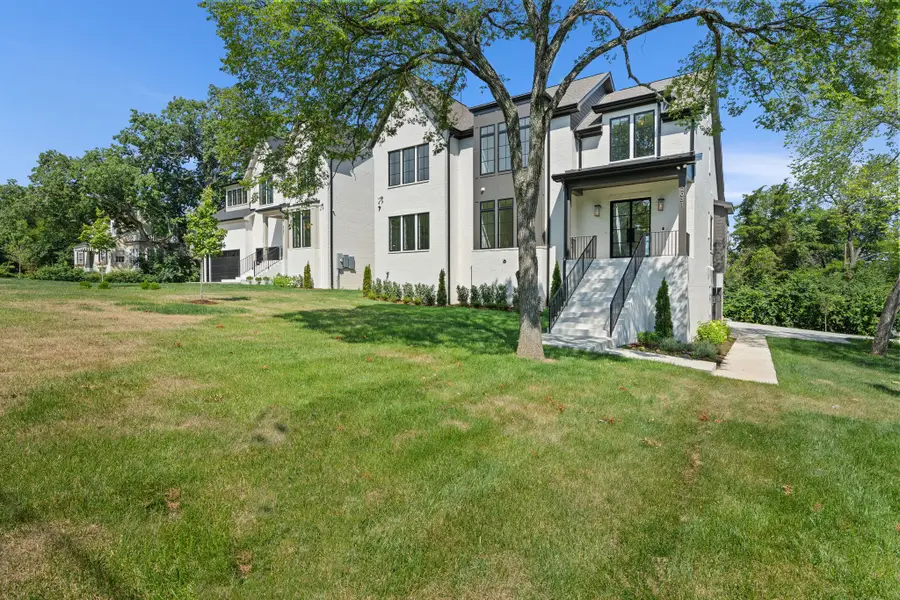 2031 Overhill Dr, Nashville, TN 37215 - #2