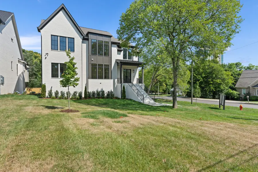 2031 Overhill Dr, Nashville, TN 37215 - #3