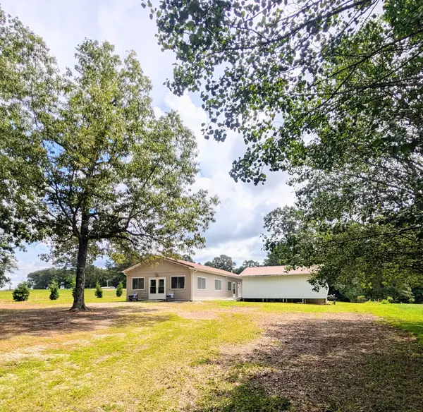 1168 W Green Hill Rd, Mc Minnville, TN 37110