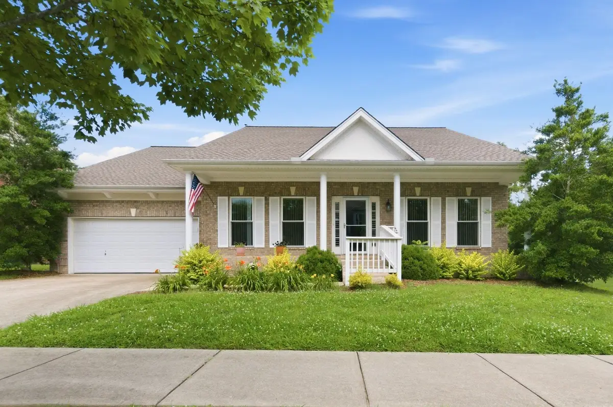 917 Falling Water Ct, Nashville, TN 37221 - #1