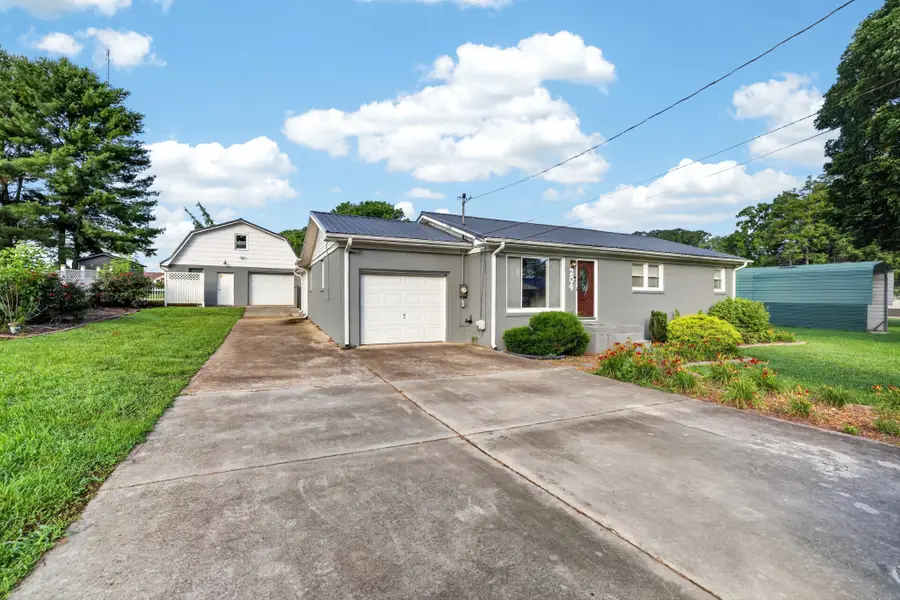 204 Homeward Ave, Winchester, TN 37398 - #2