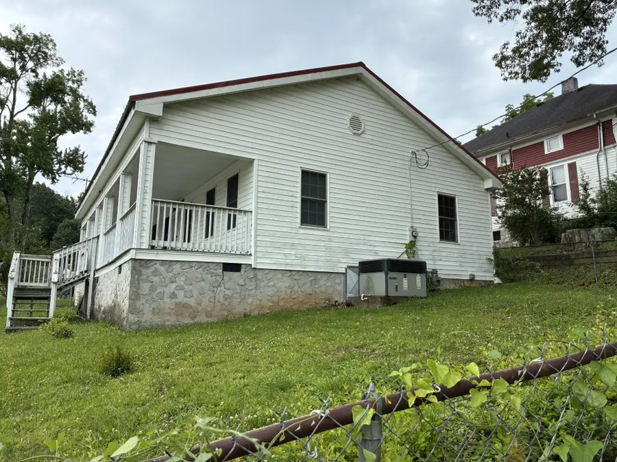 3100 E 38th Street, Chattanooga, TN 37407 - #2