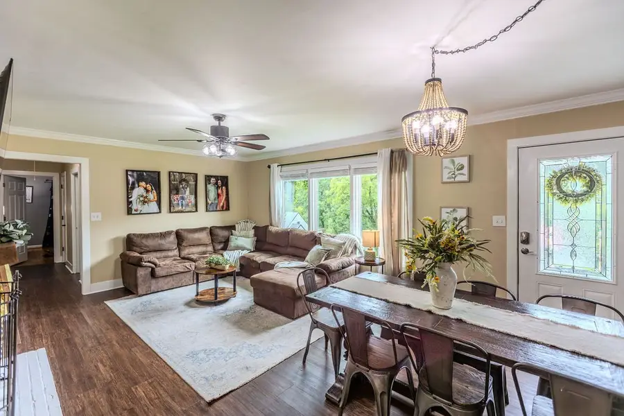 119 Westwood Dr, McMinnville, TN 37110 - #2