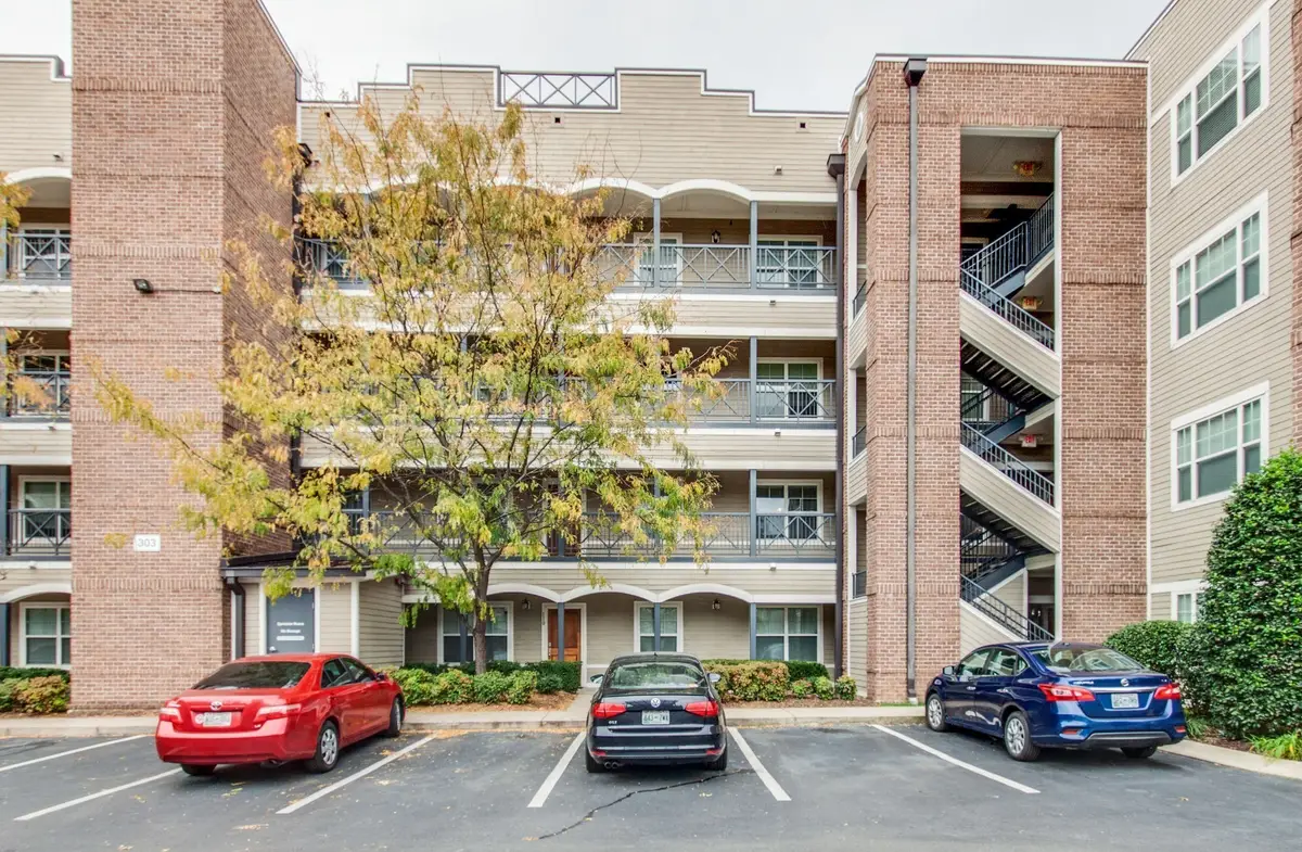 303 Criddle St #212, Nashville, TN 37219 - #1
