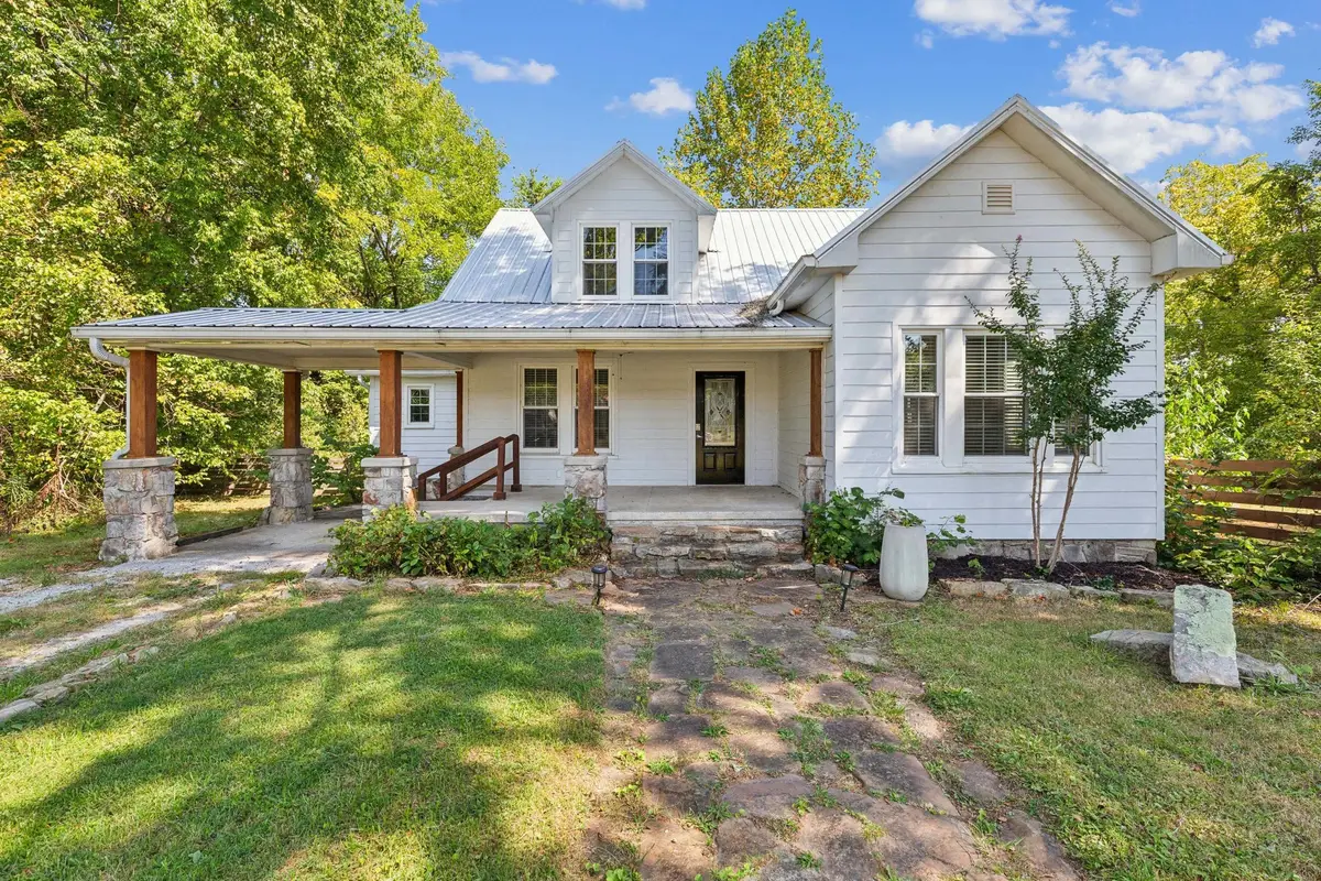 831 3rd St, Tracy City, TN 37387 - #1