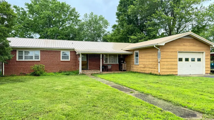 283 Old Huntsville Rd, Fayetteville, TN 37334 - #2