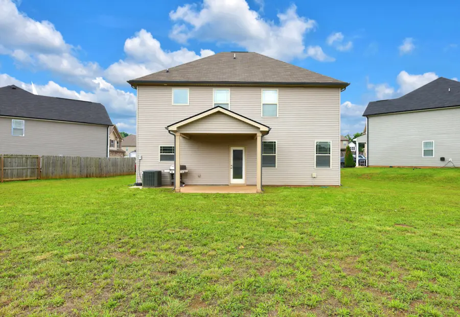 113 Milton Ct, Clarksville, TN 37042 - #2